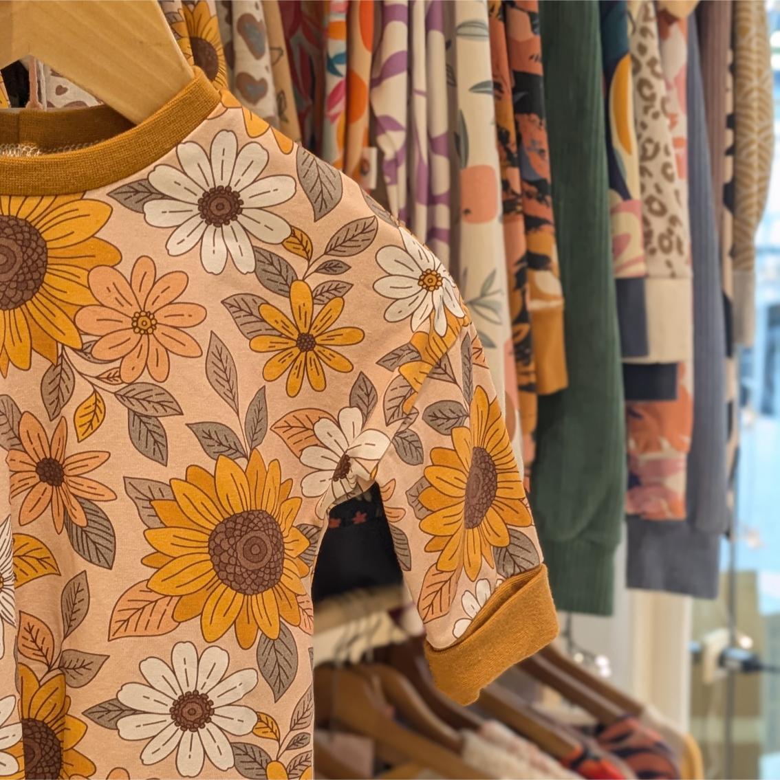 T-shirt évolutif manches longues Les tournesols 6 mois 1 an / 2ans / 3 ans & 4 ans