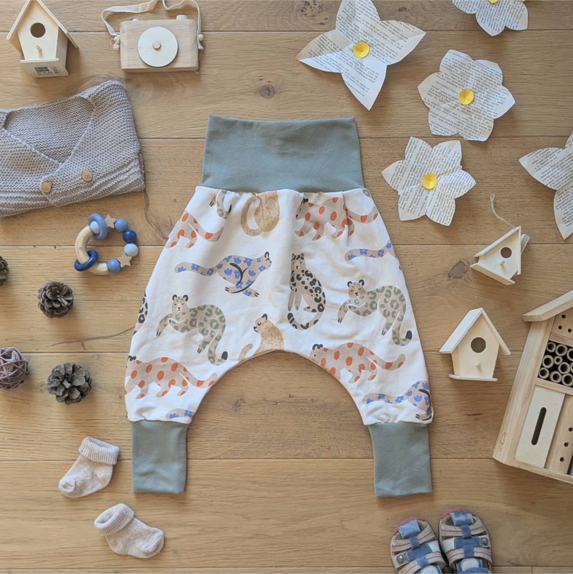 Sarouel évolutif Félin pour l'autre