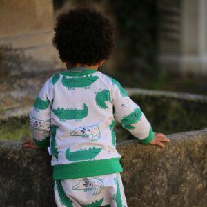 Vêtement évolutif. Sweat évolutif et confortable en coton bio